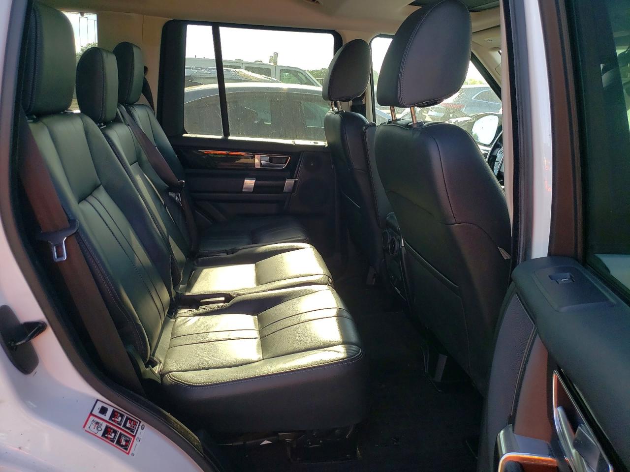 2016 LAND ROVER LR4