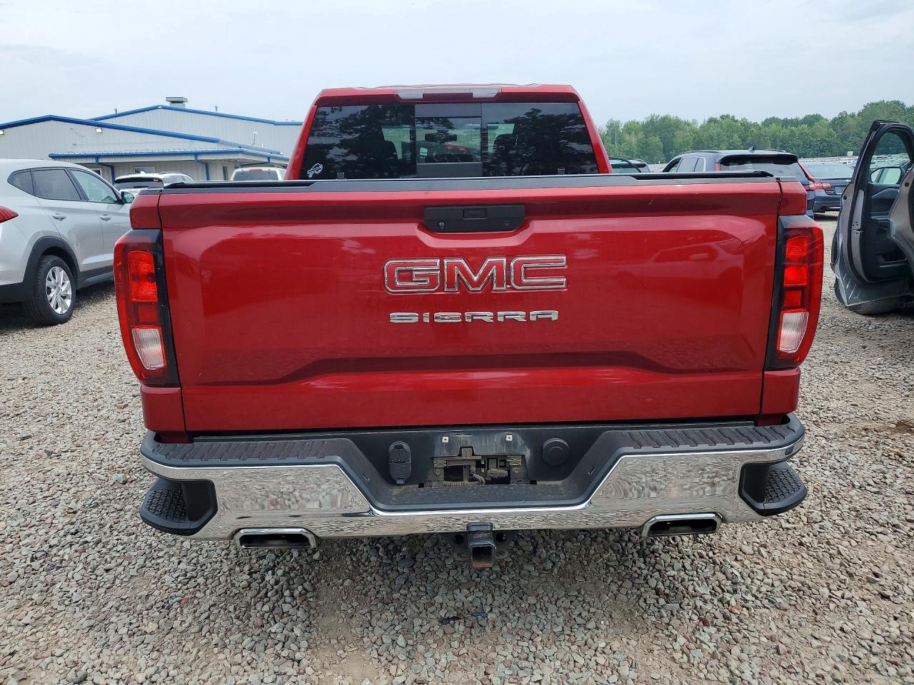 2021 GMC SIERRA