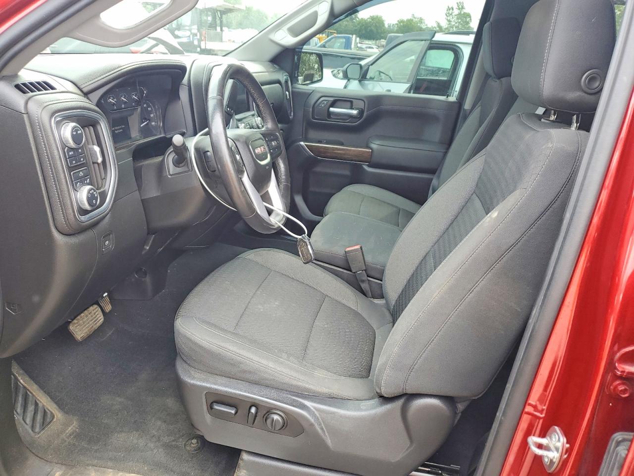 2021 GMC SIERRA