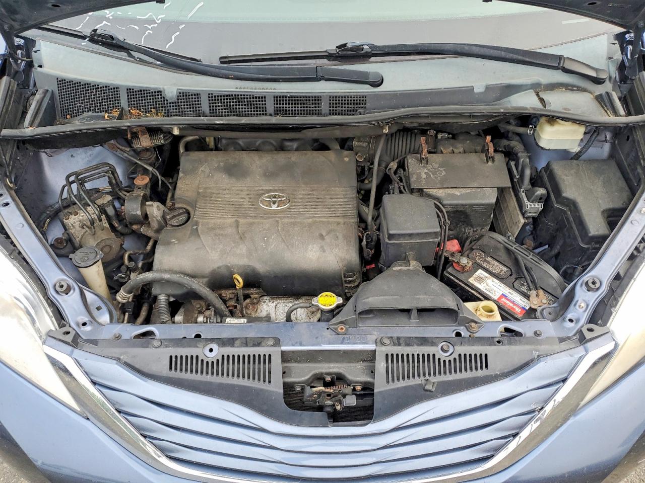2015 TOYOTA SIENNA