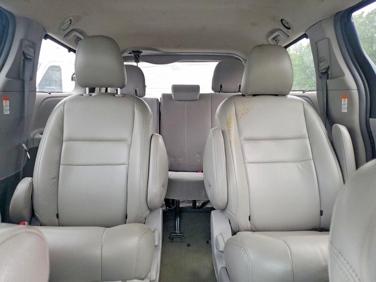 2015 TOYOTA SIENNA