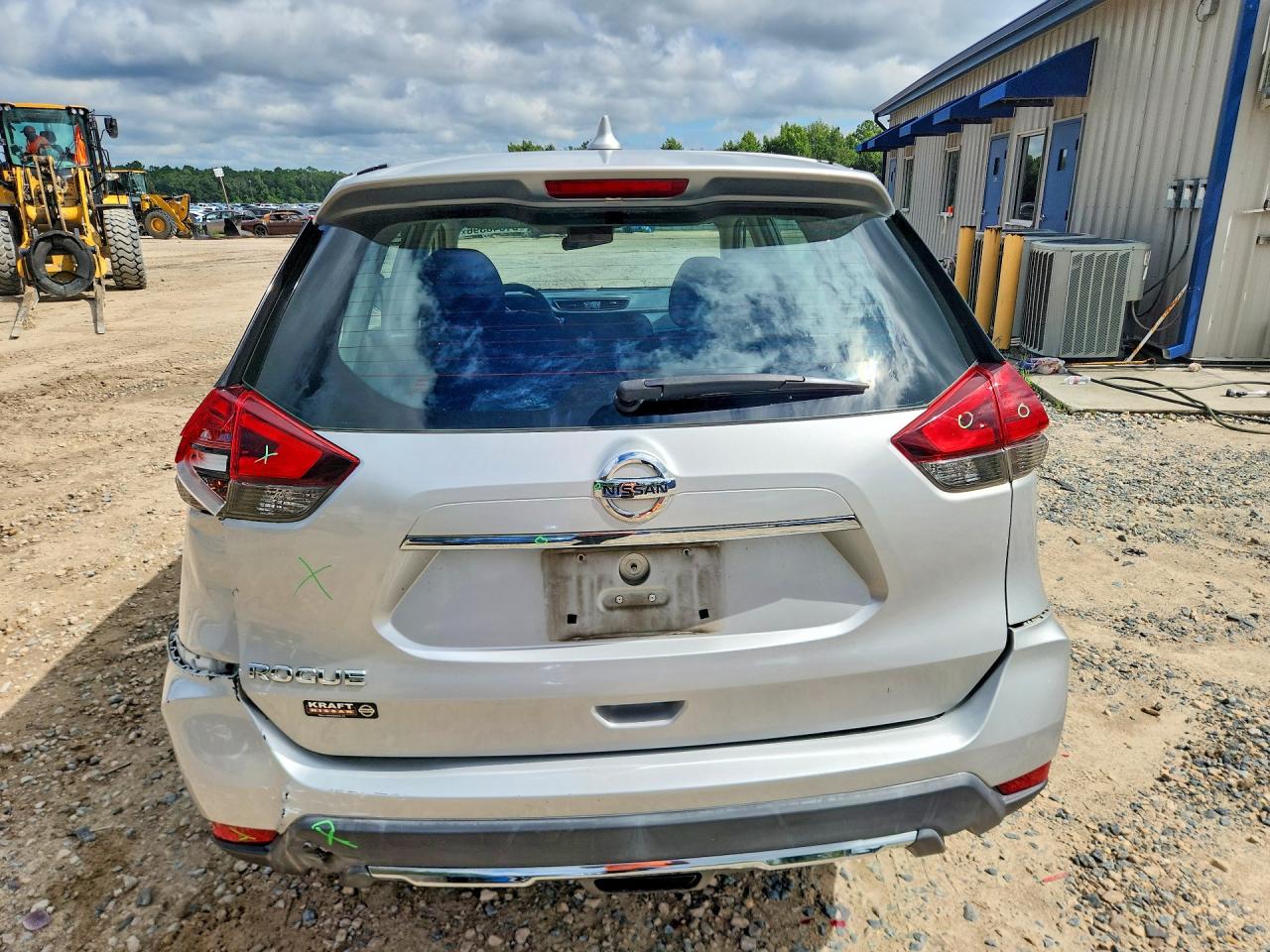 2017 NISSAN ROGUE