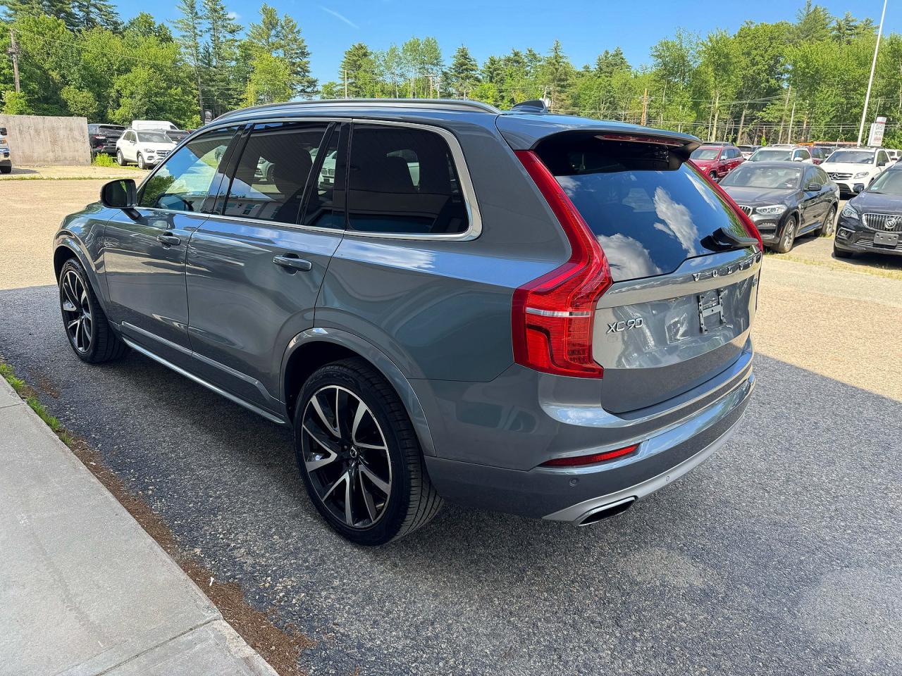 2020 VOLVO XC90