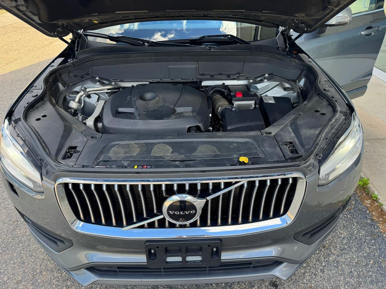 2020 VOLVO XC90