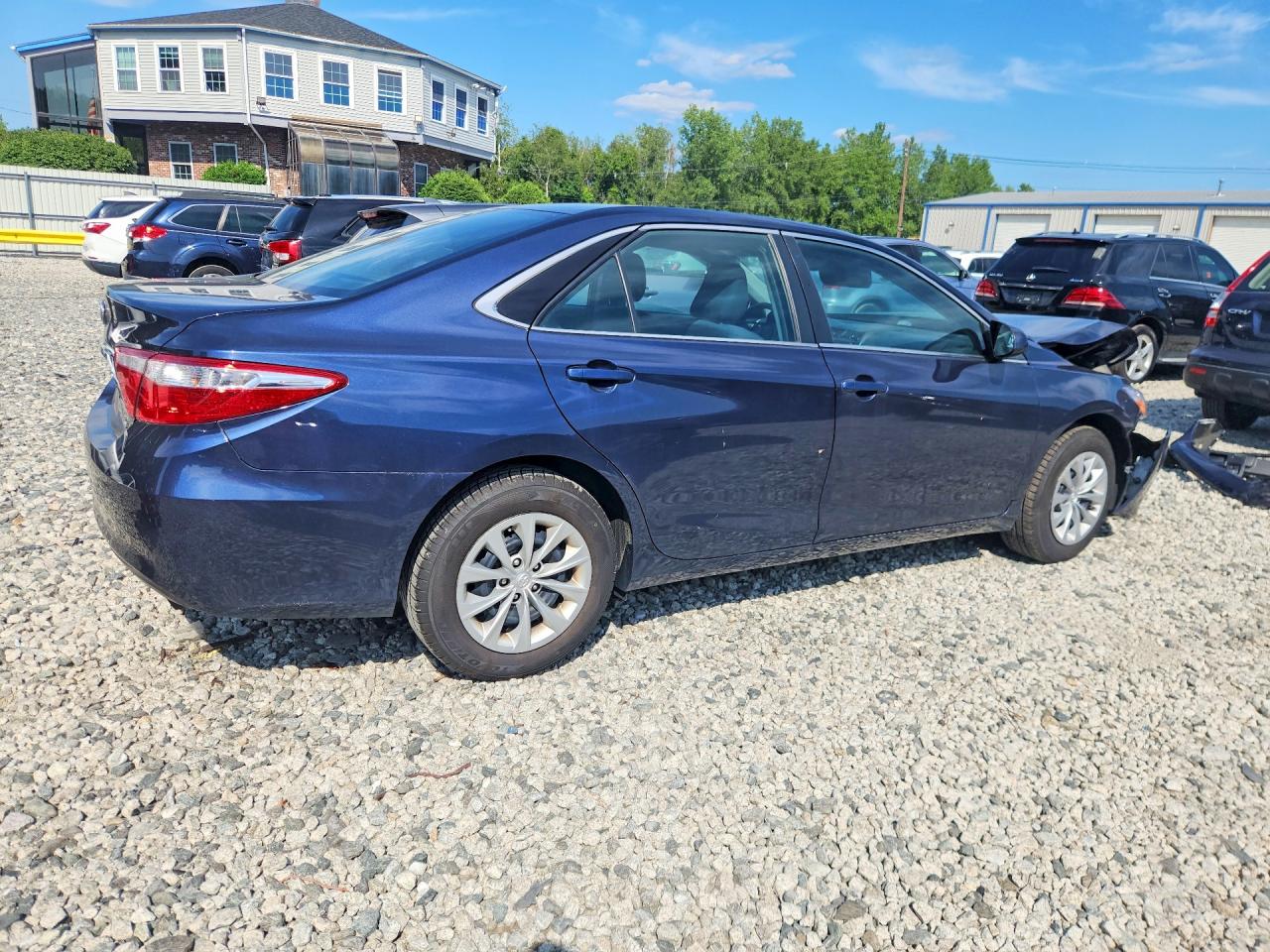 2015 TOYOTA CAMRY