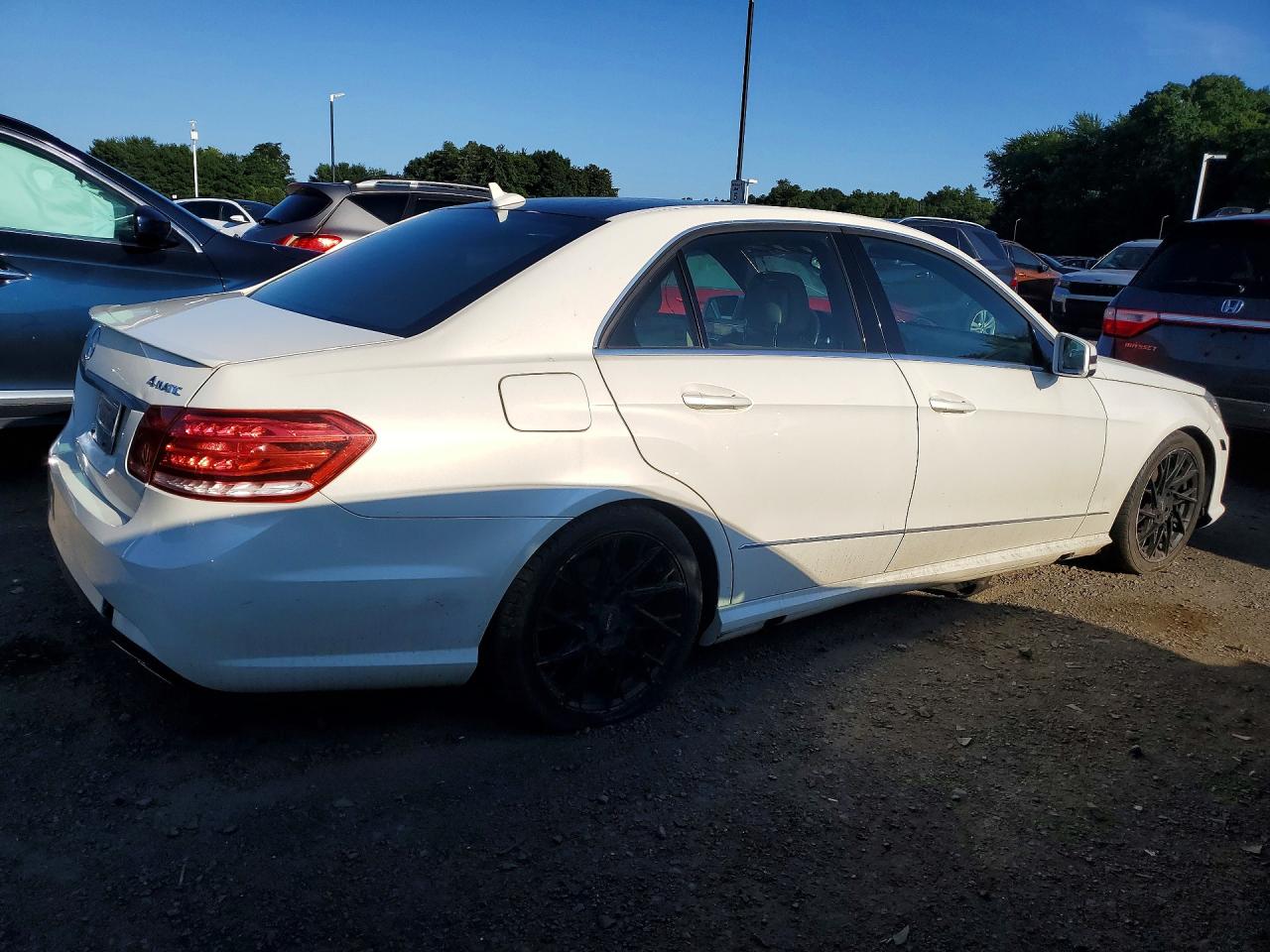2011 MERCEDES-BENZ E-CLASS