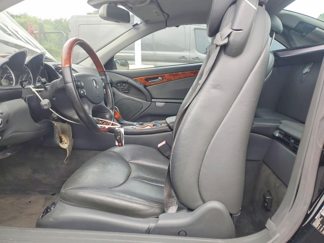 2004 MERCEDES-BENZ SL-CLASS