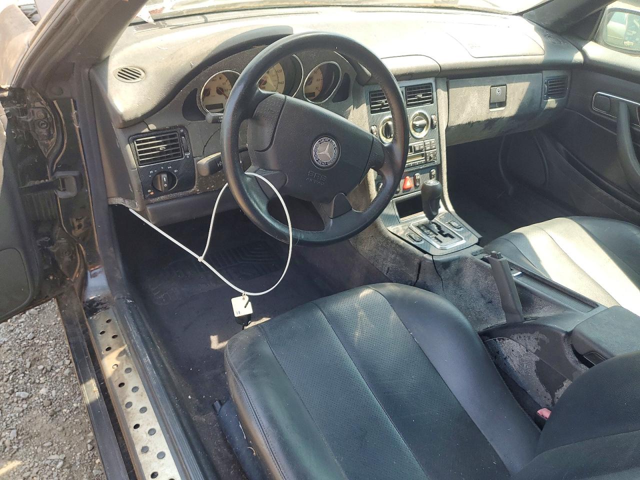1998 MERCEDES-BENZ SLK-CLASS