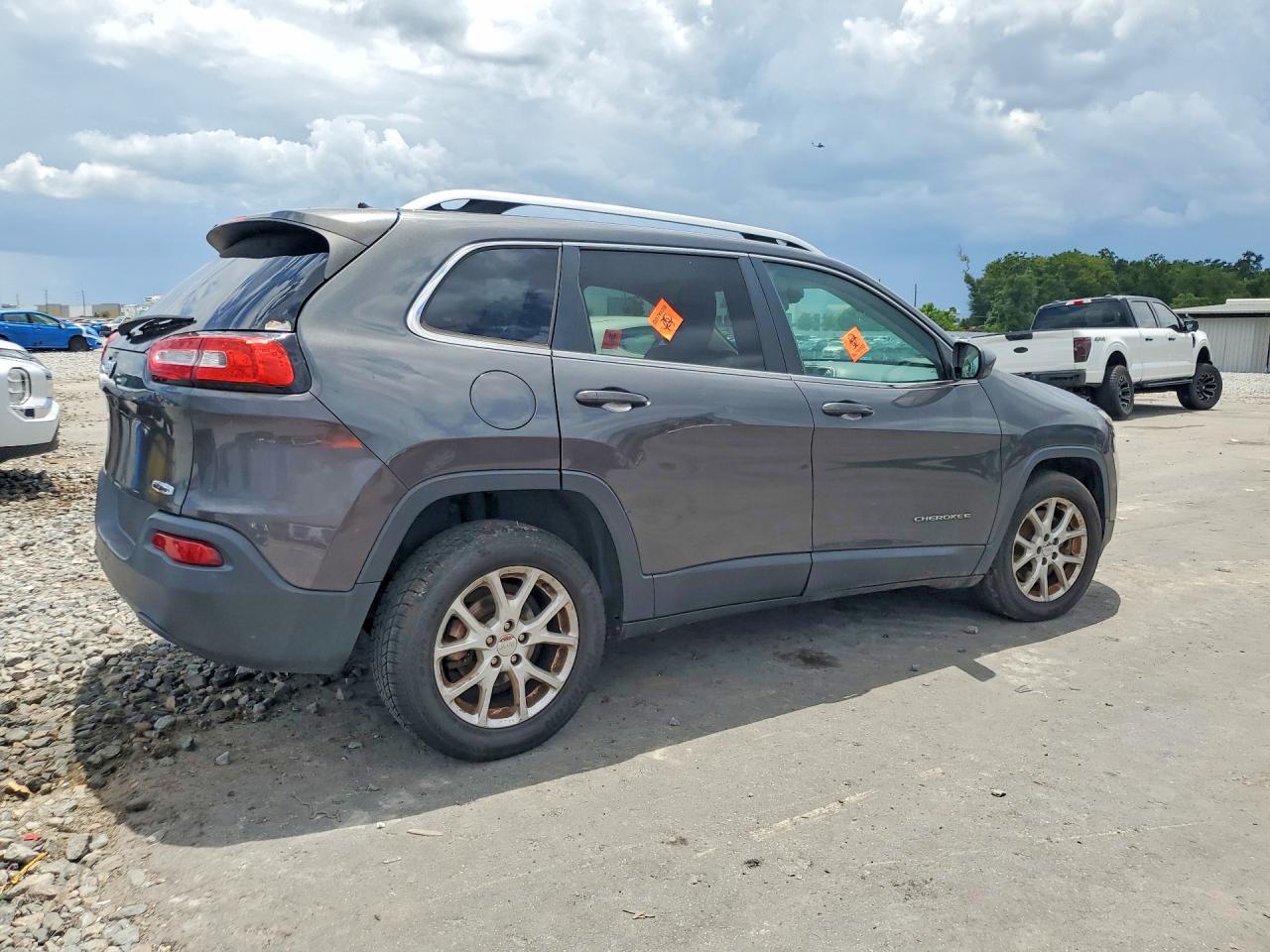 2016 JEEP CHEROKEE