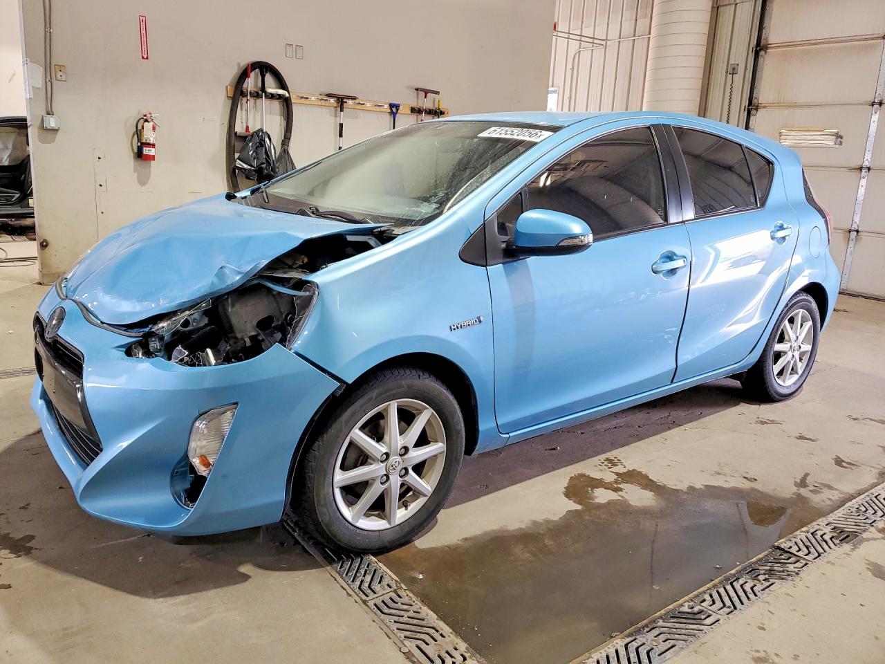2015 TOYOTA PRIUS