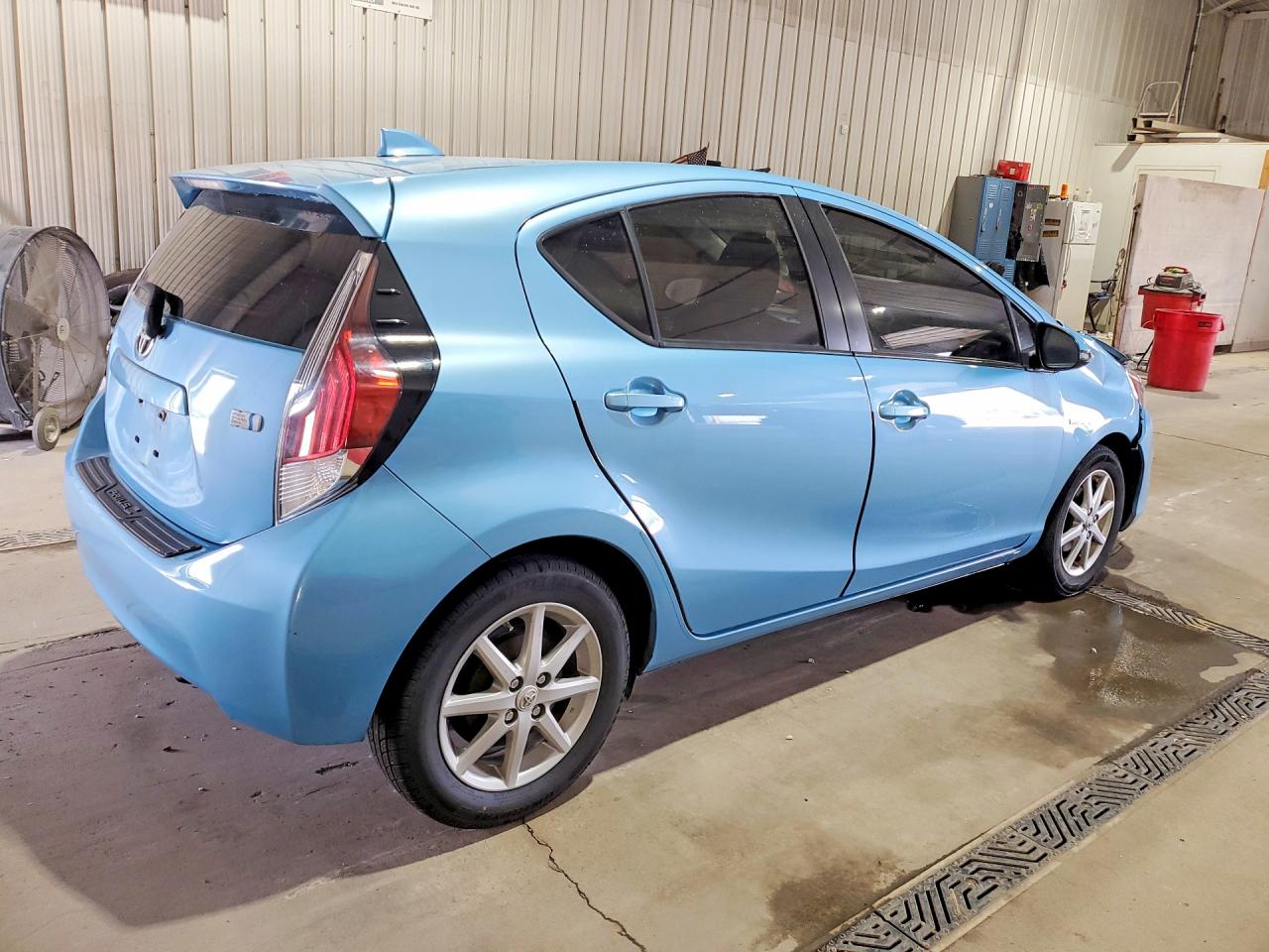 2015 TOYOTA PRIUS