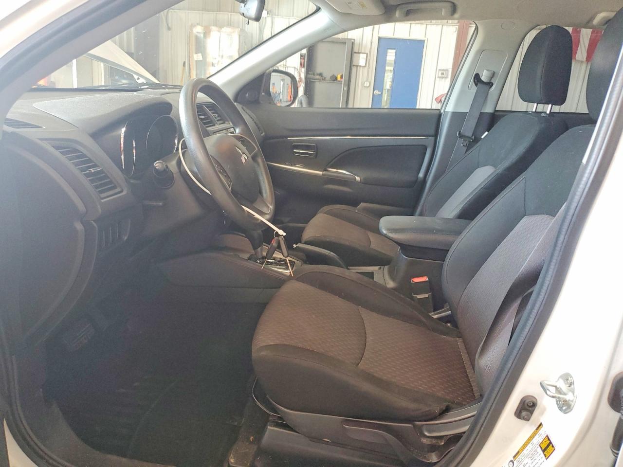 2018 MITSUBISHI OUTLANDER