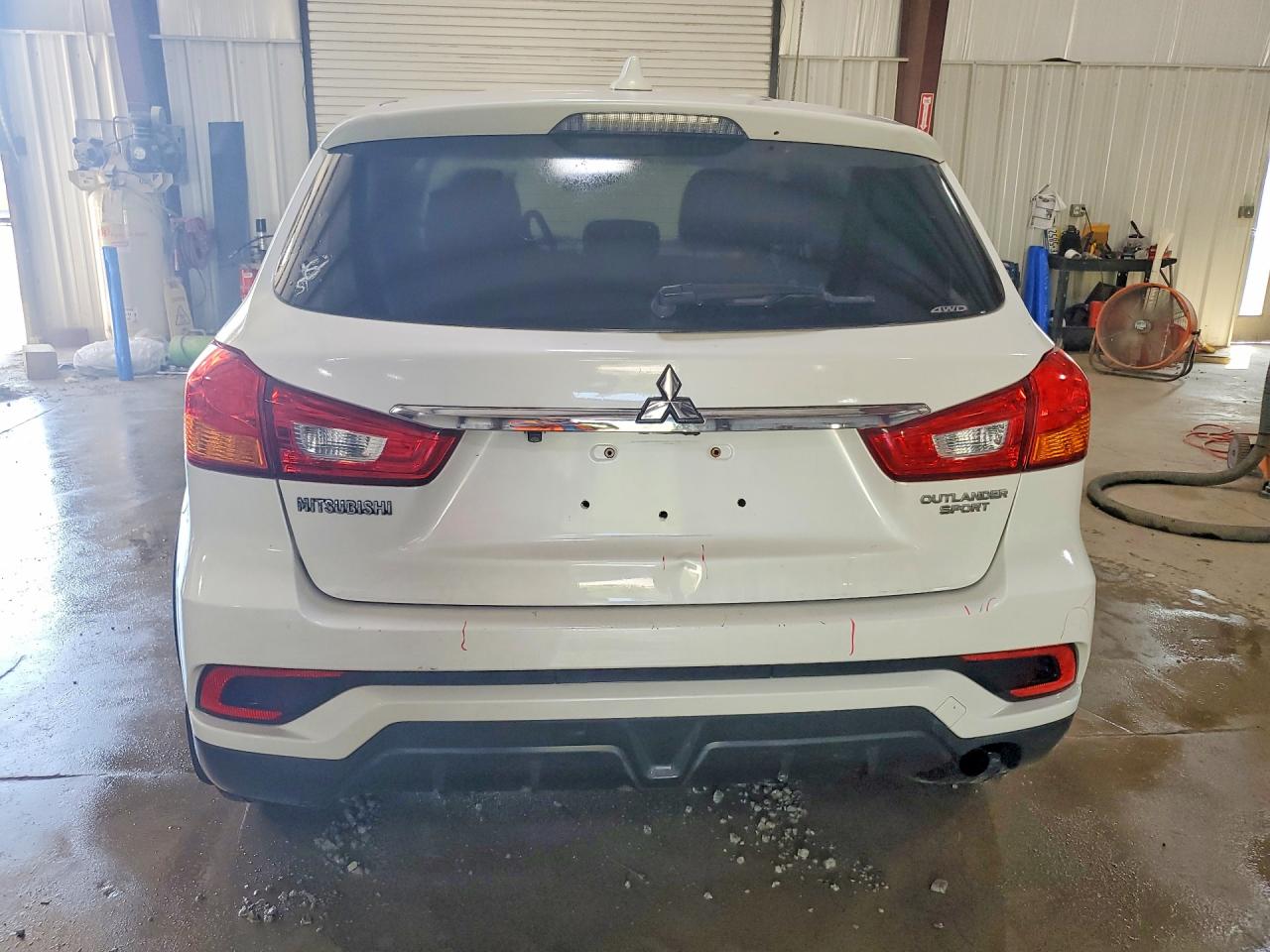 2018 MITSUBISHI OUTLANDER