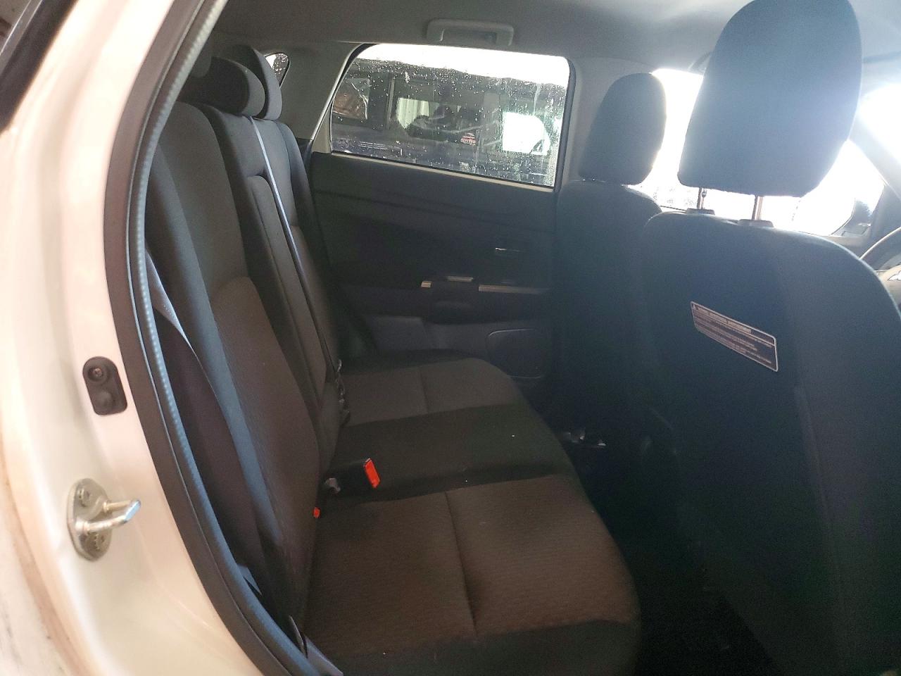 2018 MITSUBISHI OUTLANDER