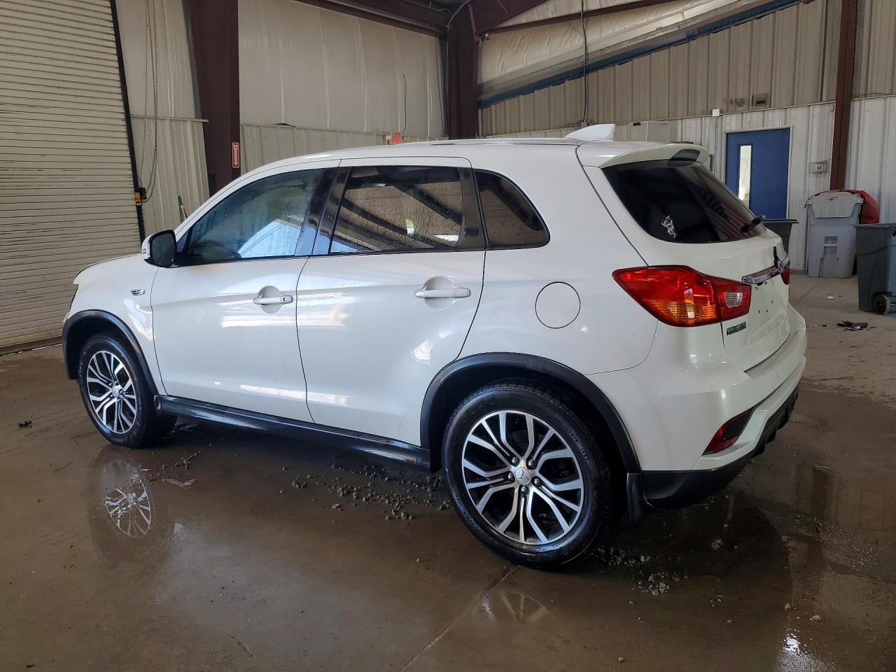 2018 MITSUBISHI OUTLANDER