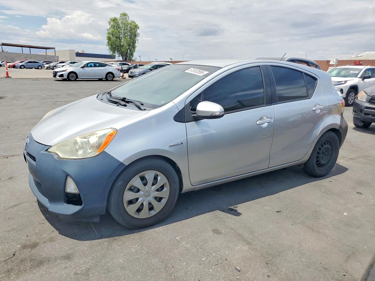 2013 TOYOTA PRIUS