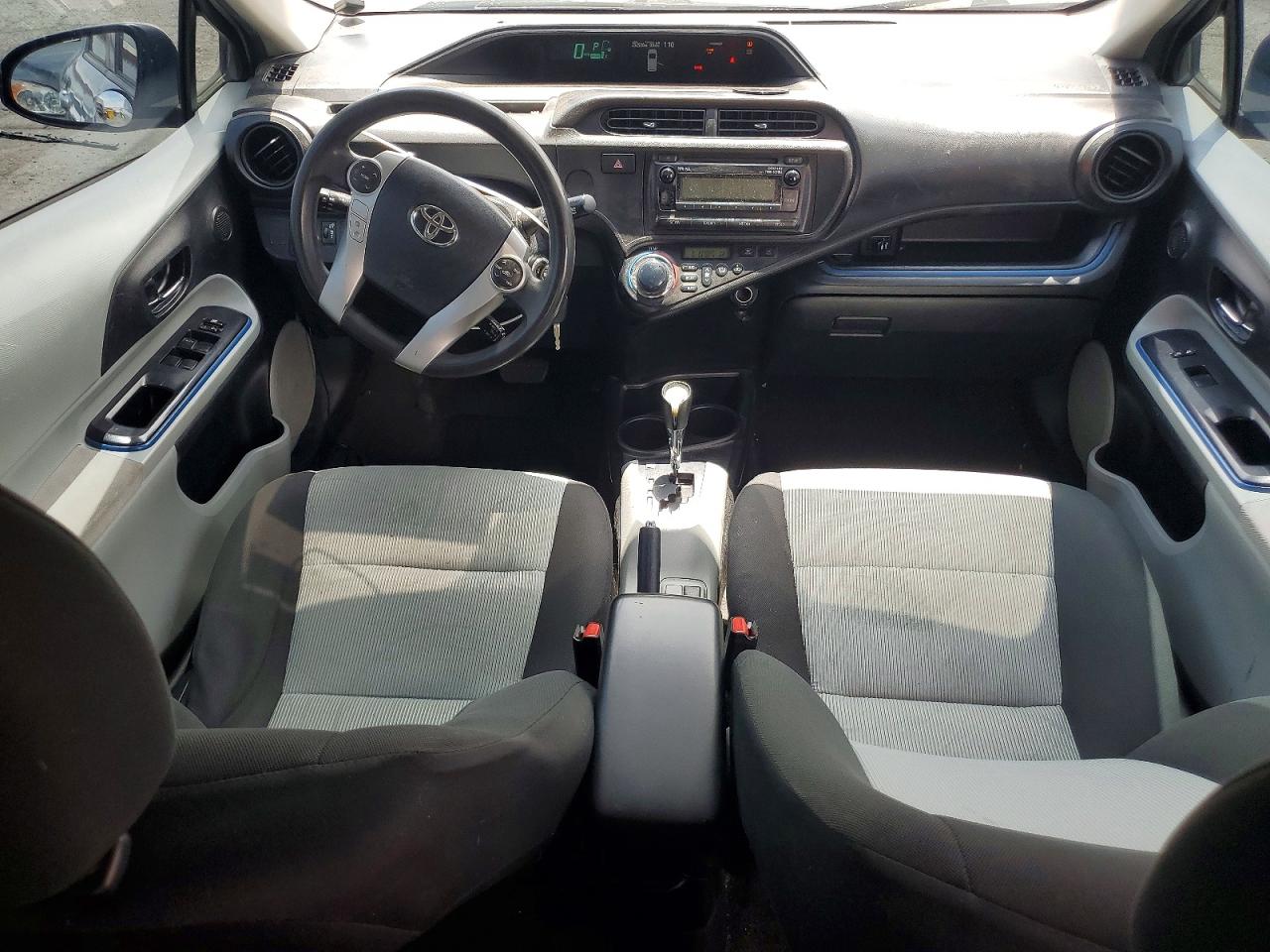 2013 TOYOTA PRIUS