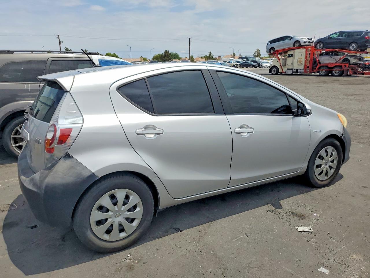 2013 TOYOTA PRIUS