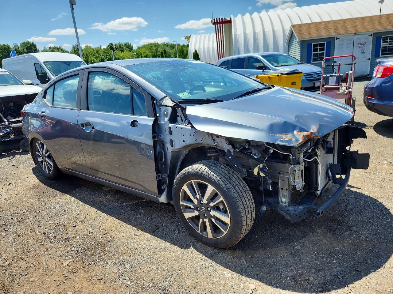 2023 NISSAN VERSA