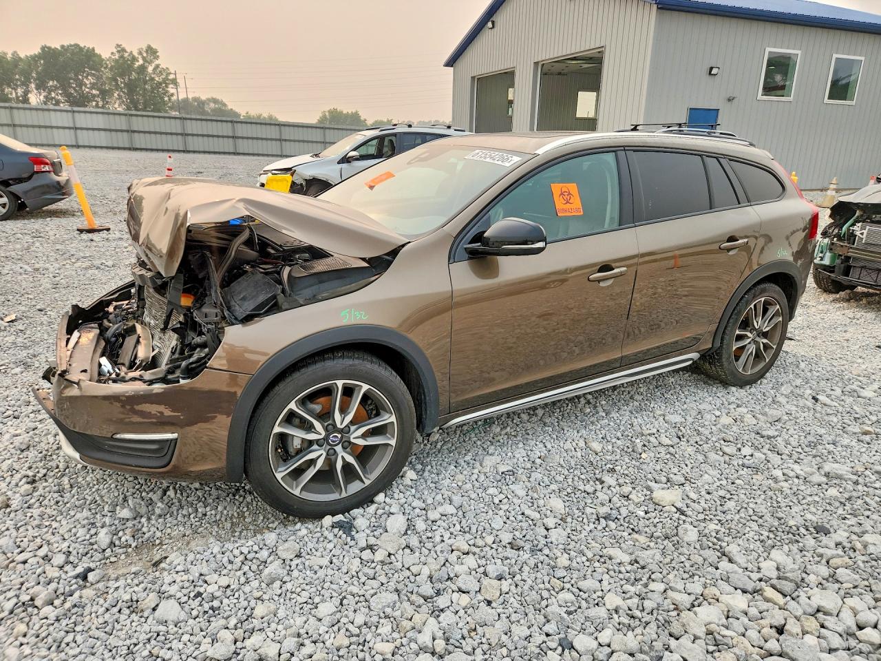 2017 VOLVO V60