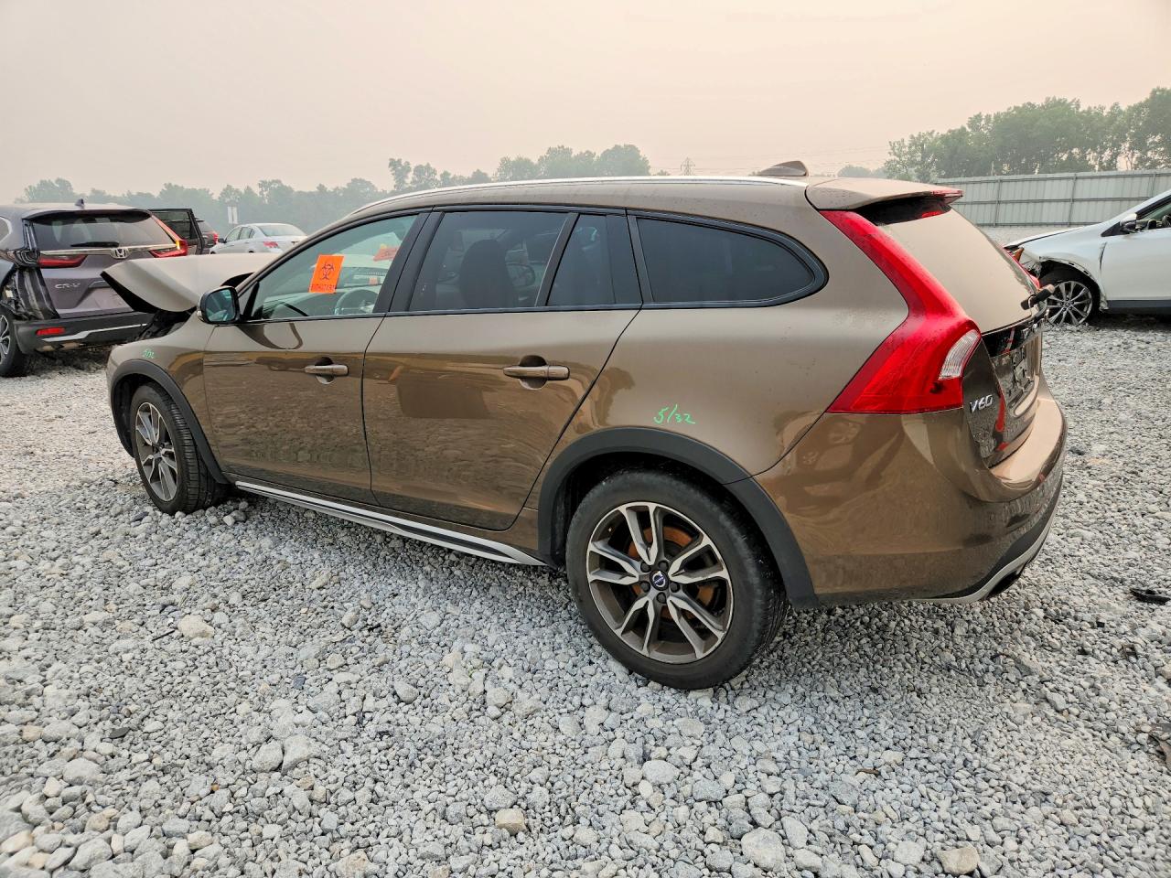2017 VOLVO V60