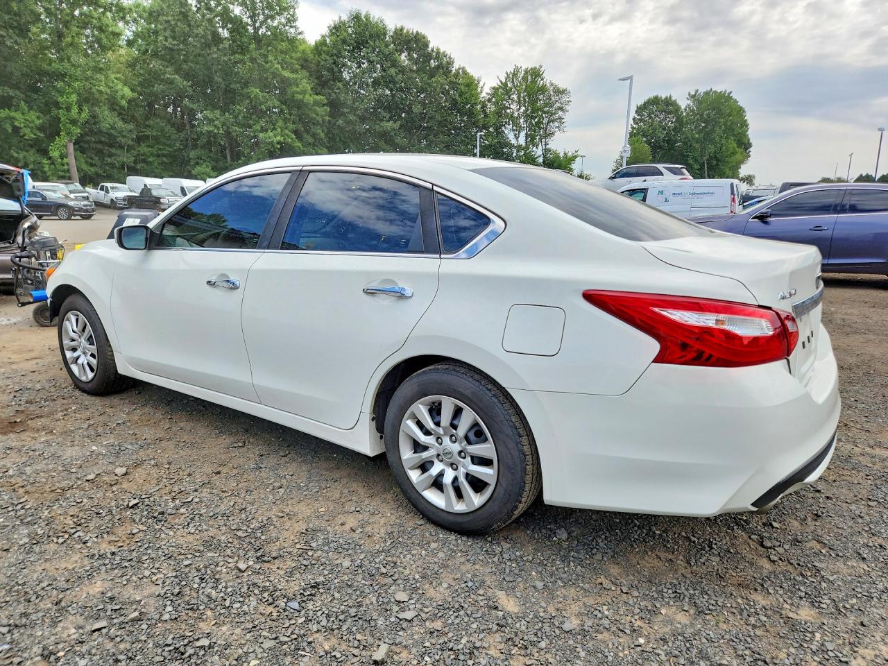2017 NISSAN ALTIMA