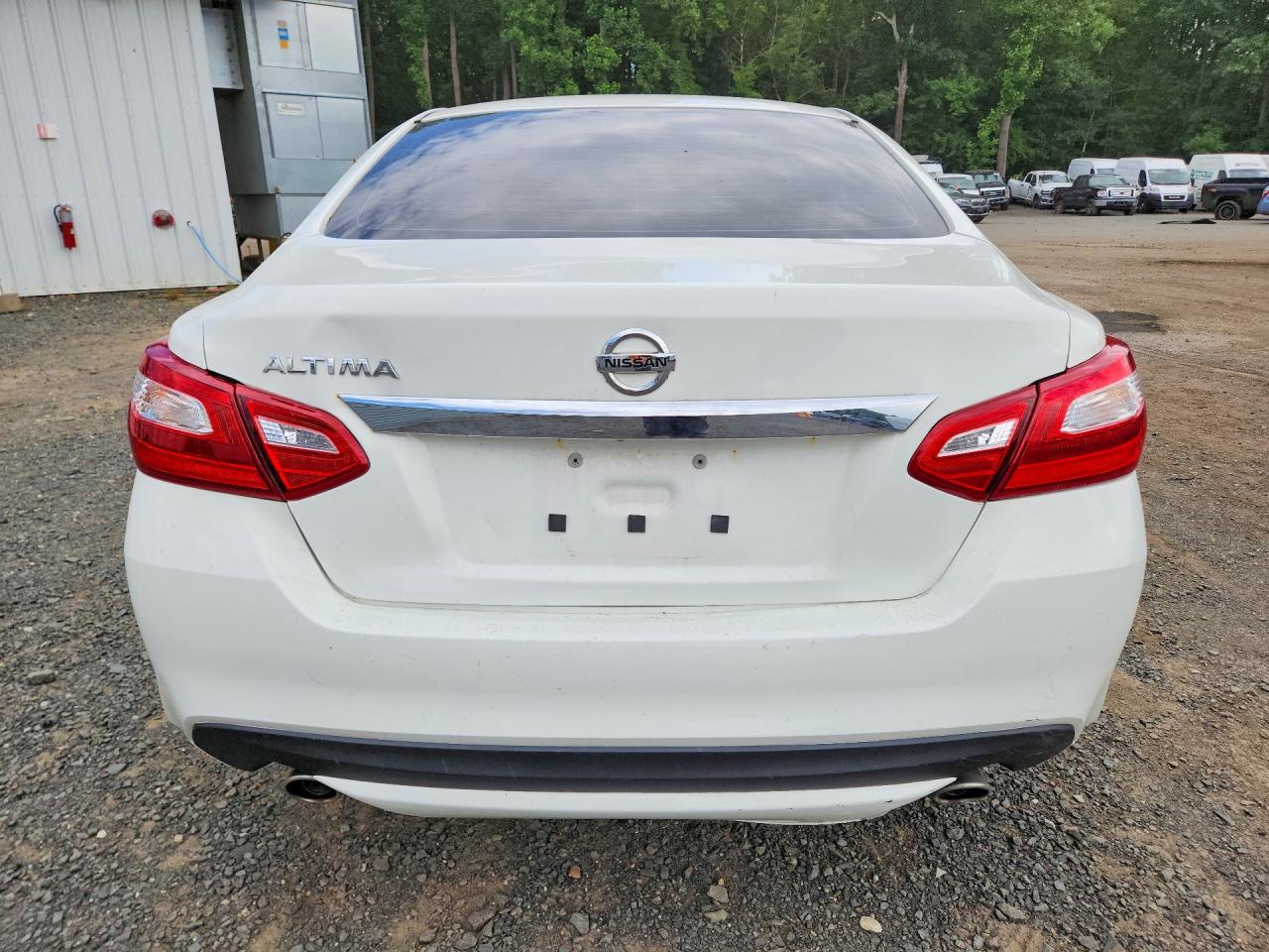 2017 NISSAN ALTIMA