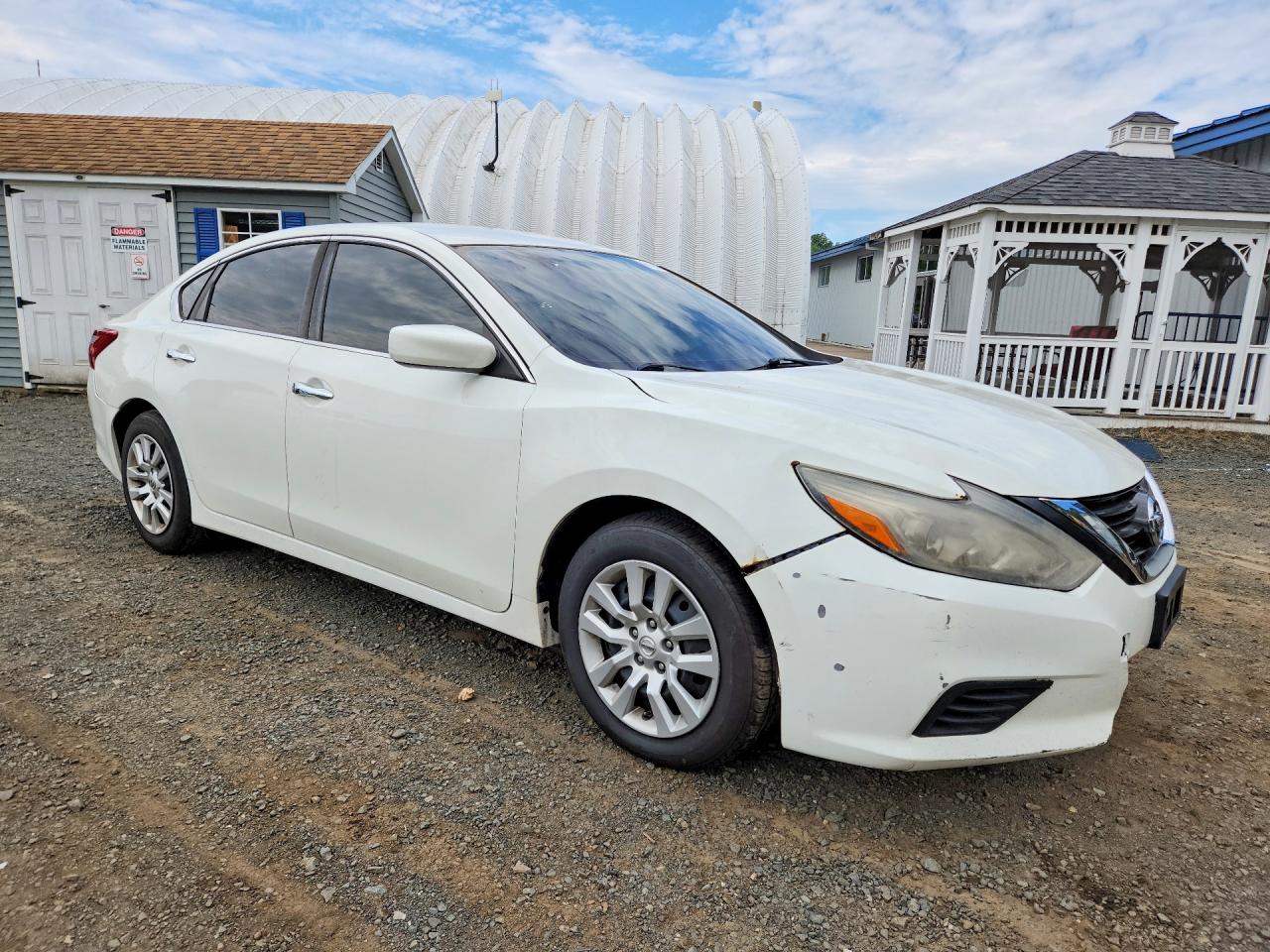 2017 NISSAN ALTIMA