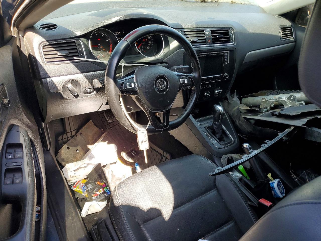 2017 VOLKSWAGEN JETTA