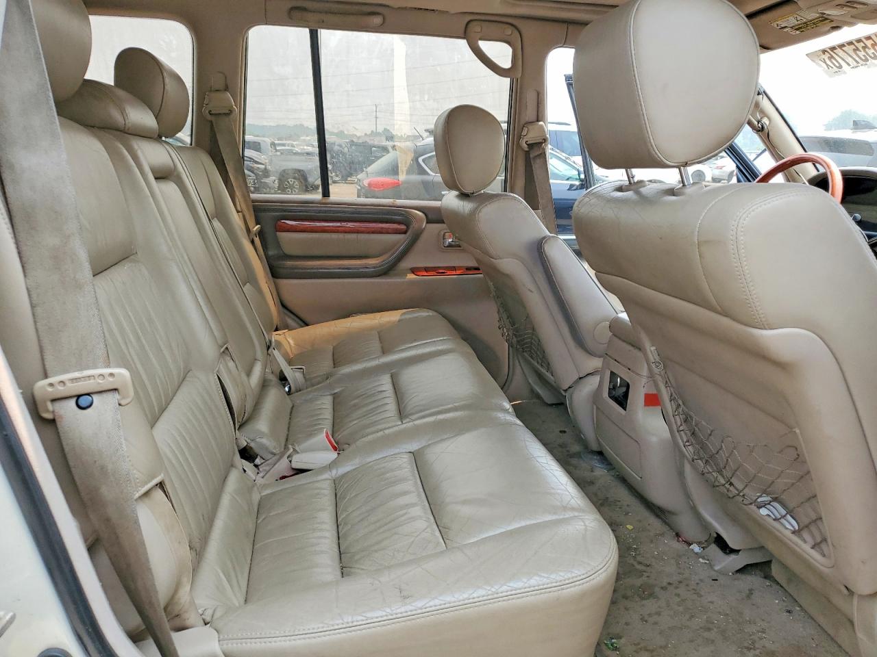 2000 LEXUS LX470
