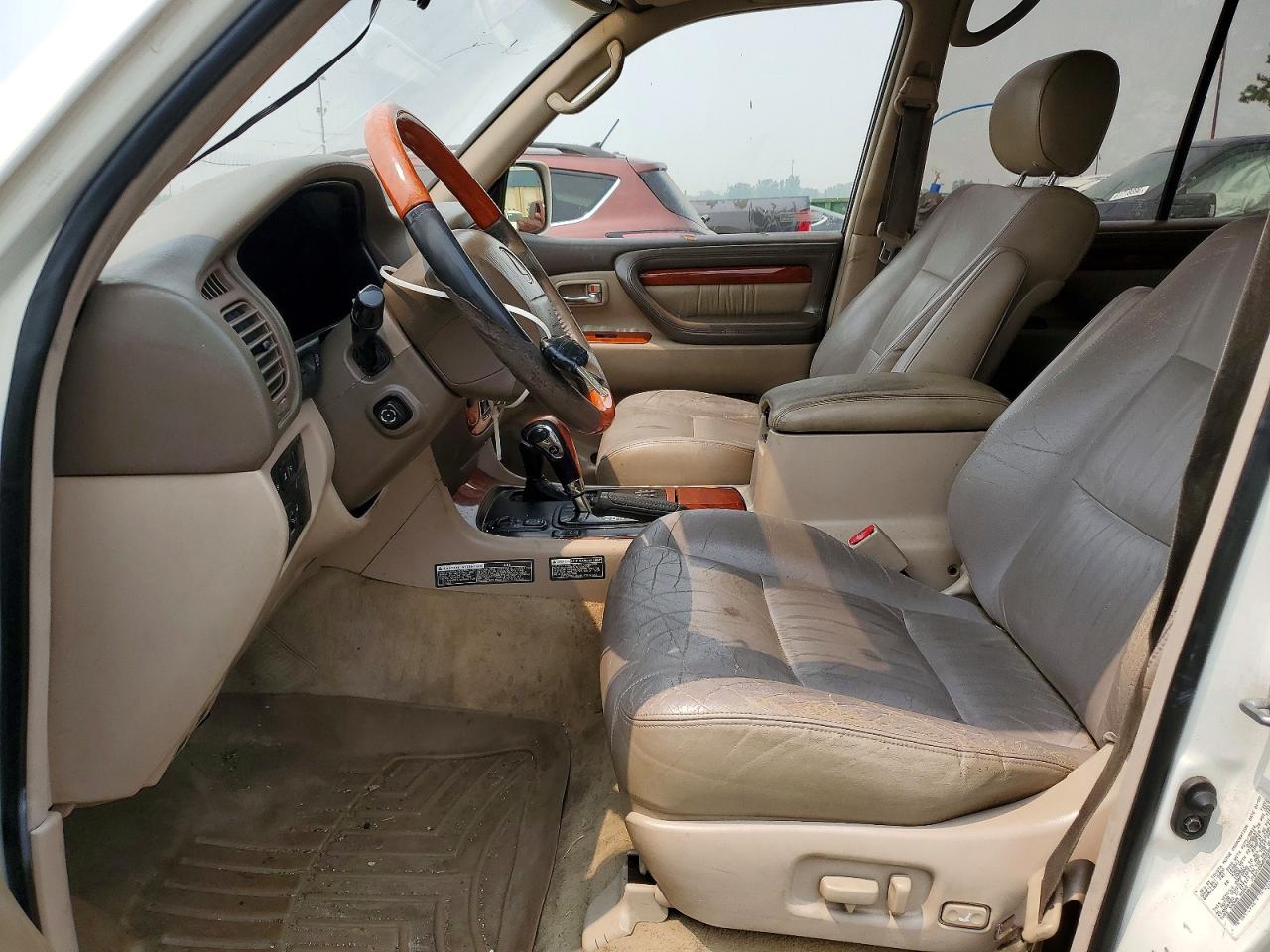 2000 LEXUS LX470