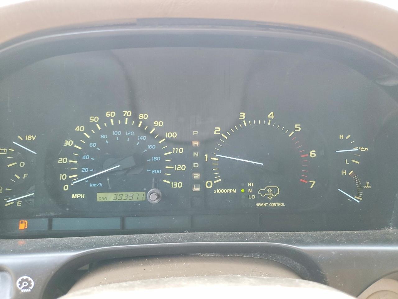 2000 LEXUS LX470