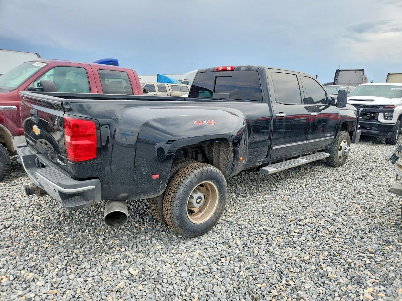 2015 CHEVROLET SILVERADO