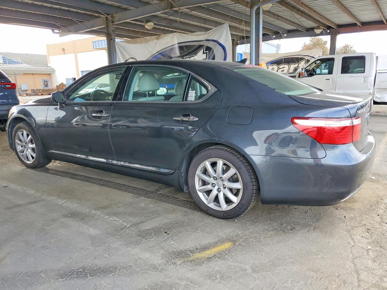 2009 LEXUS LS460