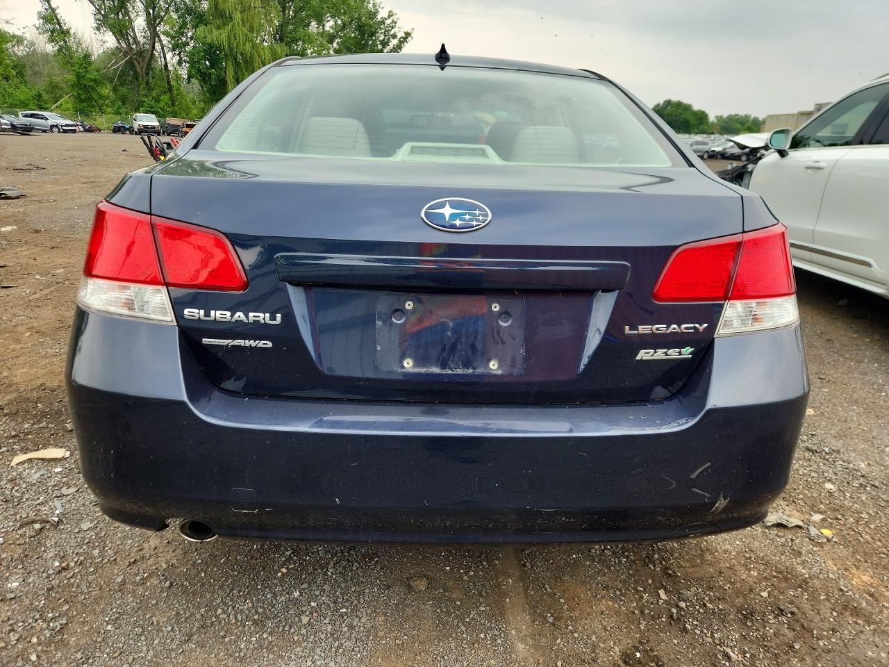 2014 SUBARU LEGACY