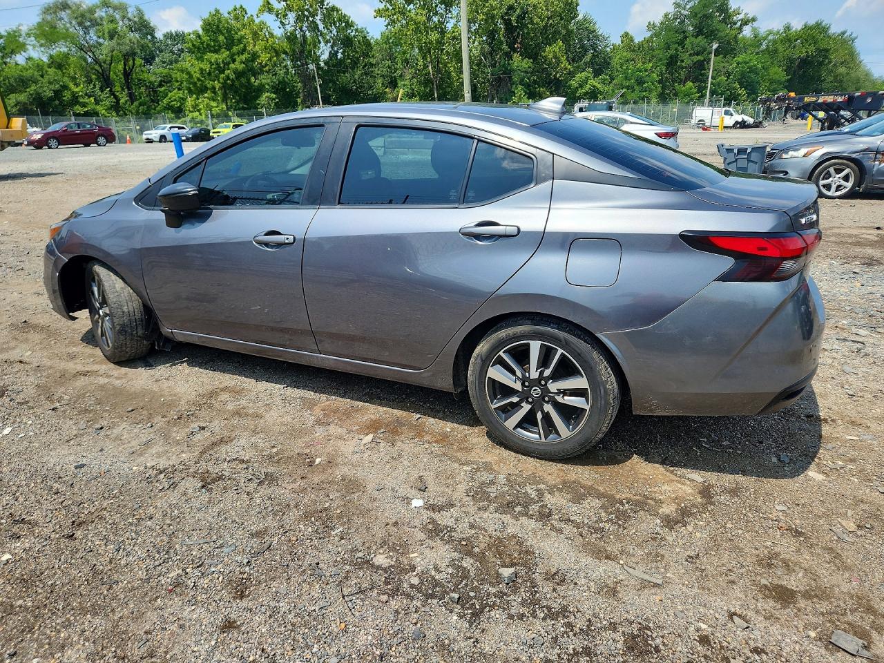 2021 NISSAN VERSA