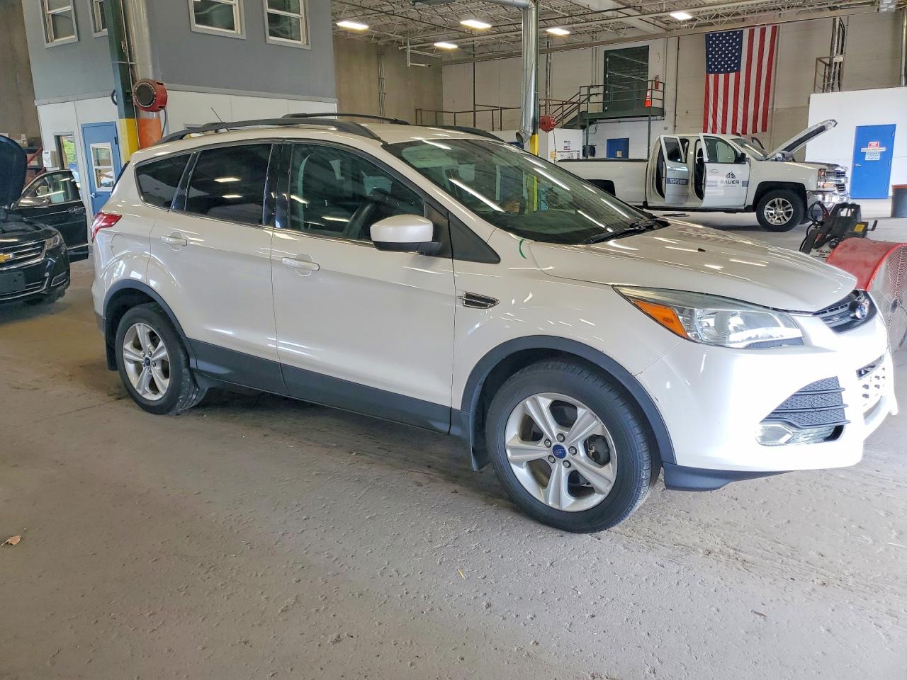 2015 FORD ESCAPE SE
