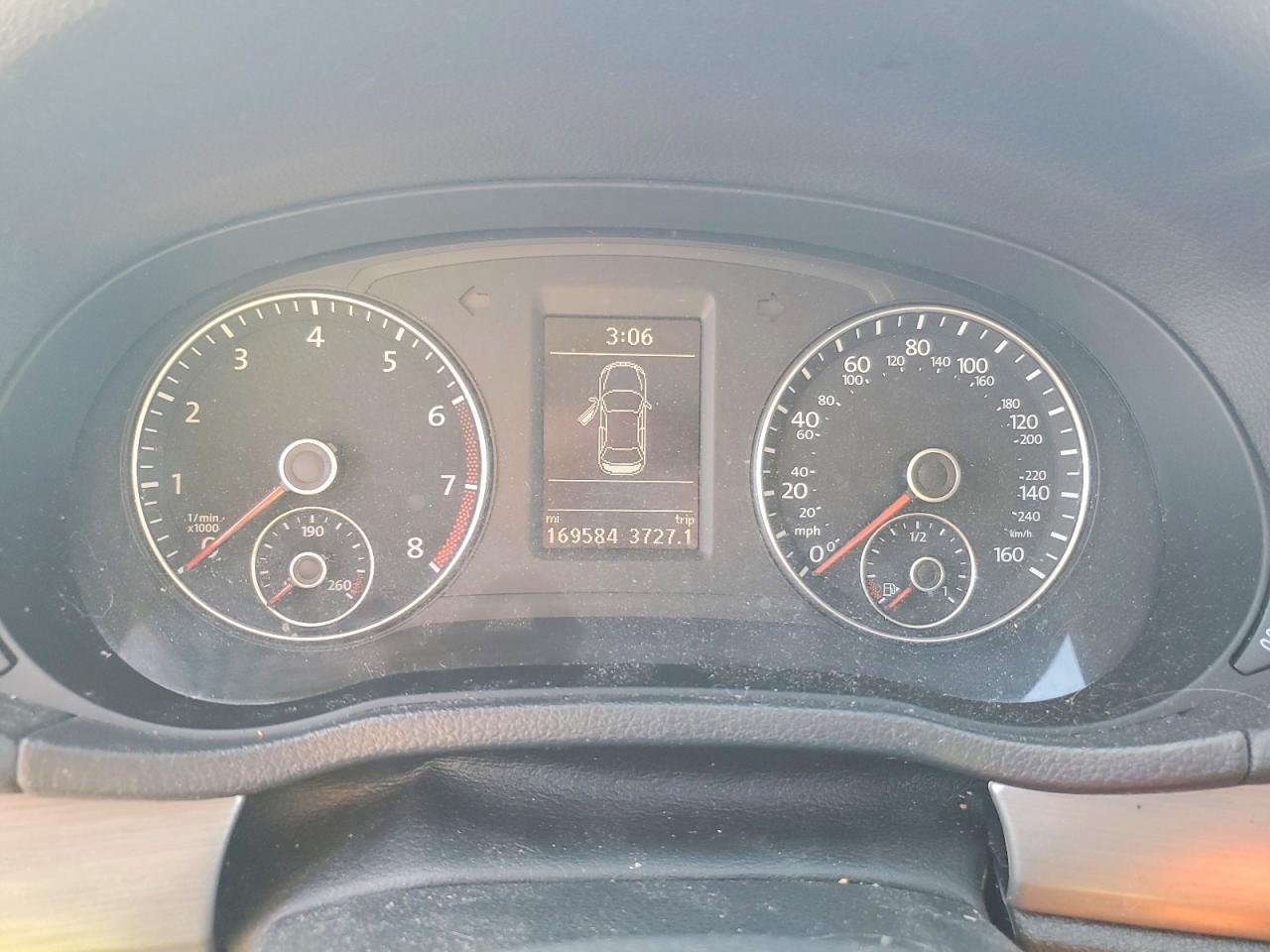 2014 VOLKSWAGEN PASSAT