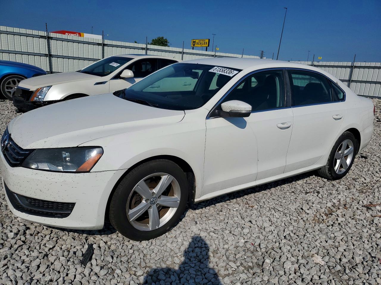 2014 VOLKSWAGEN PASSAT