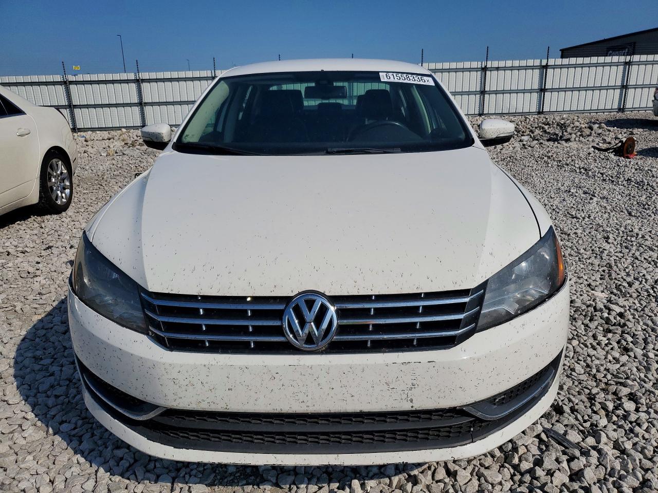 2014 VOLKSWAGEN PASSAT