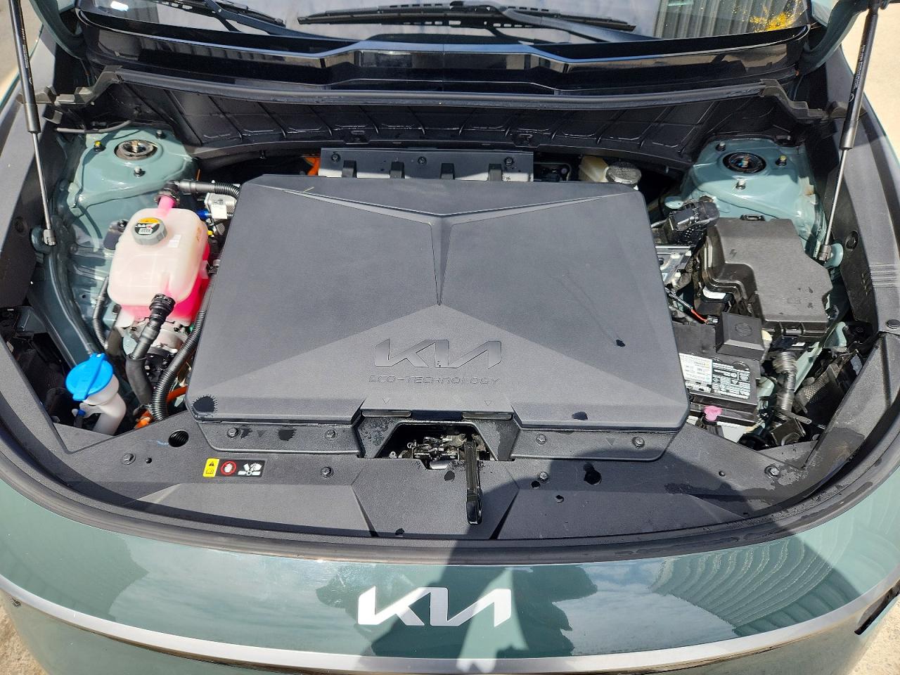 2023 KIA NIRO
