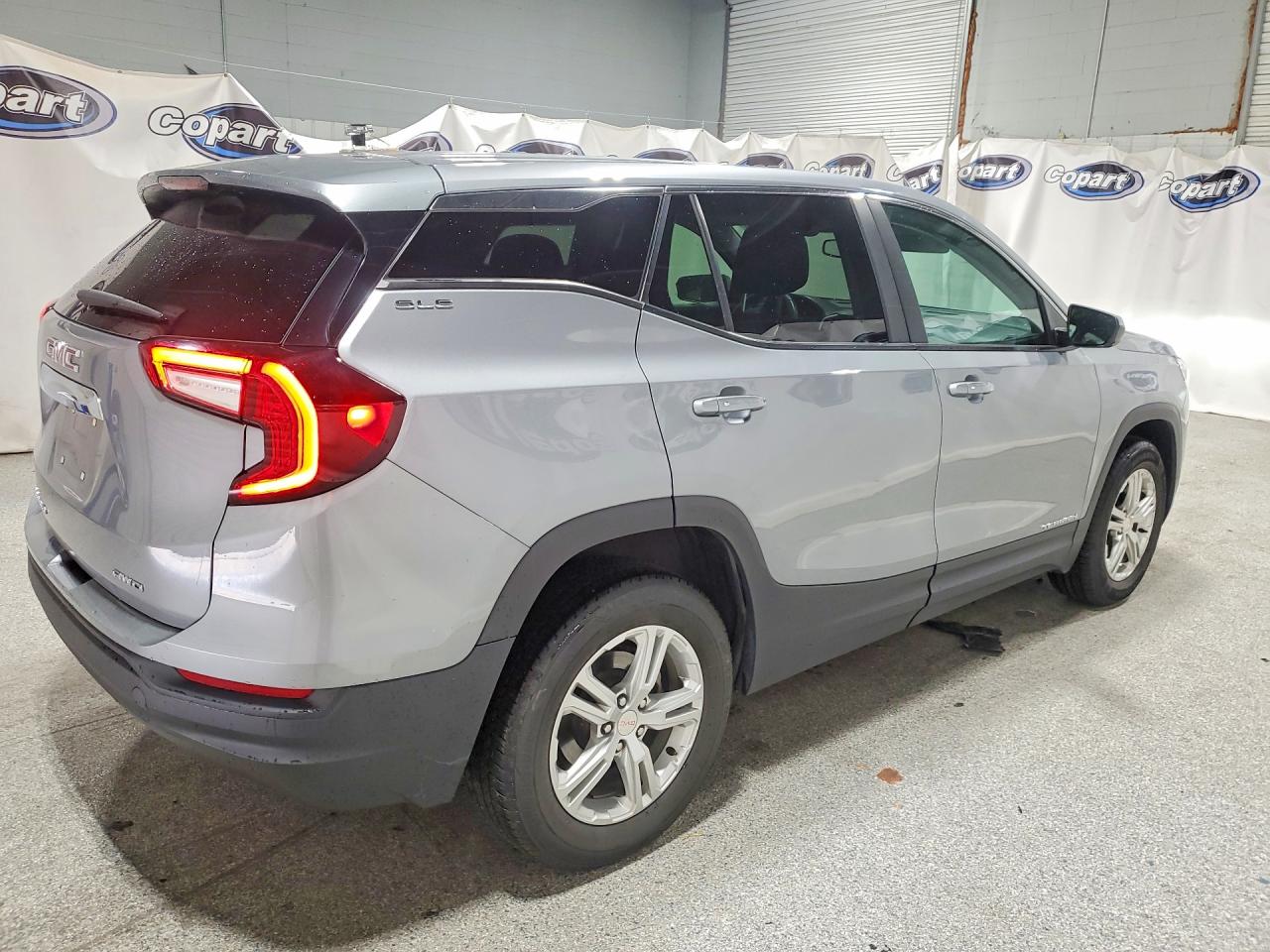 2024 GMC TERRAIN