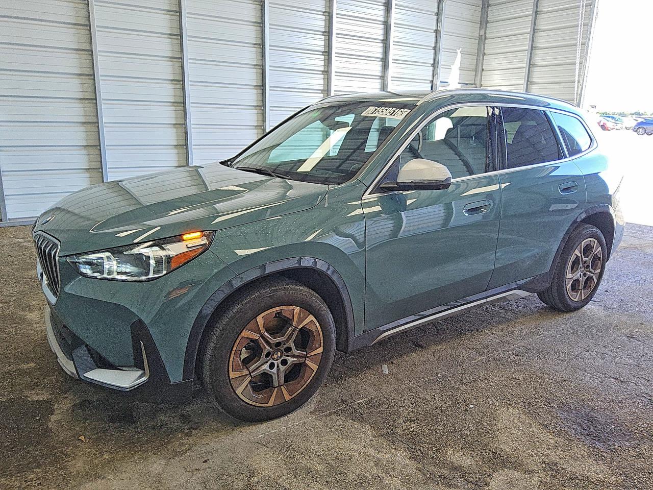 2024 BMW X1