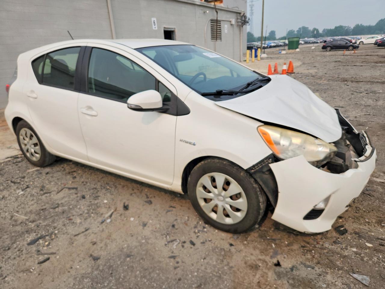 2013 TOYOTA PRIUS