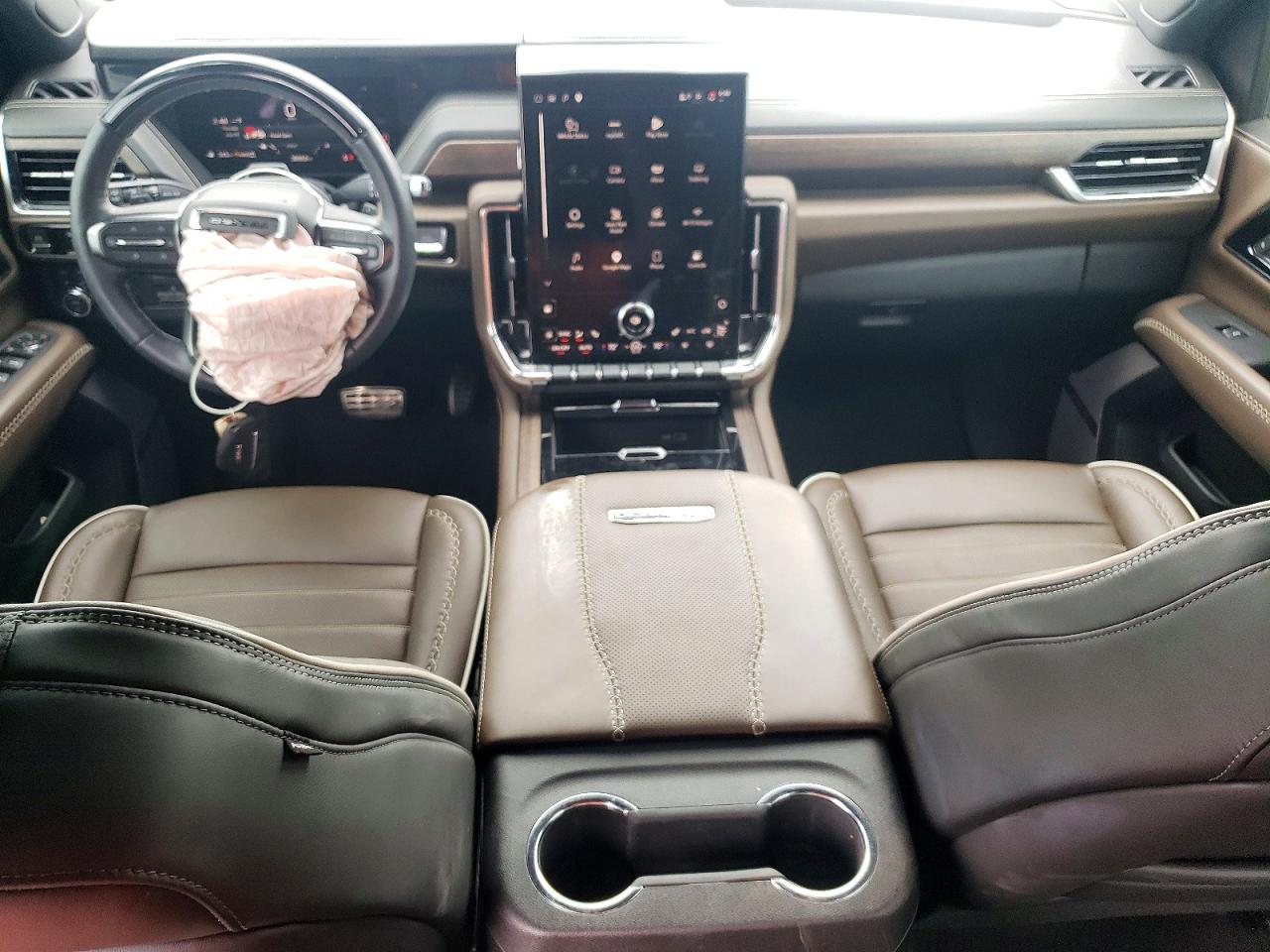 2025 GMC YUKON