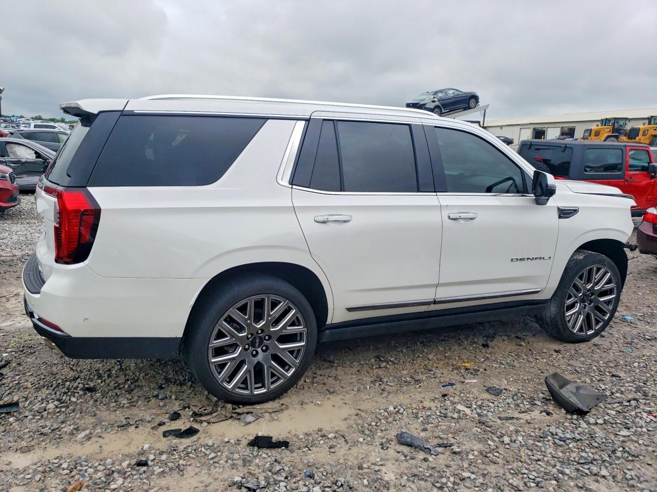 2025 GMC YUKON