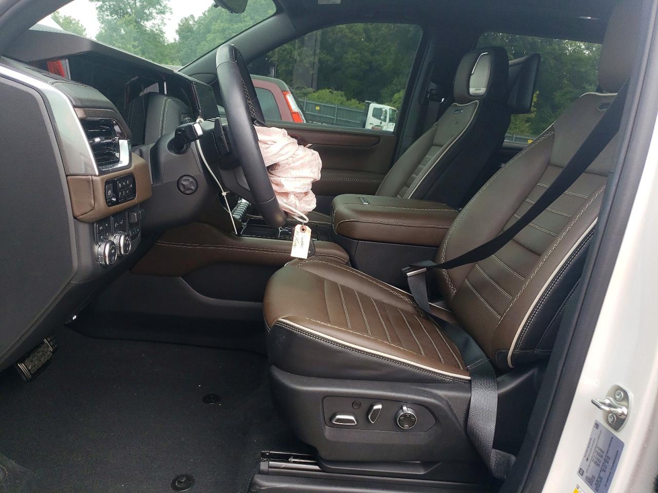 2025 GMC YUKON