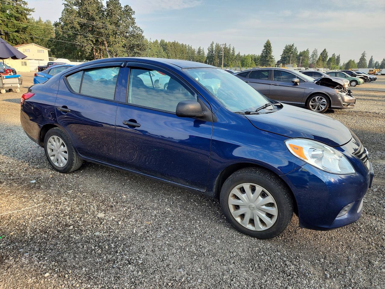 2014 NISSAN VERSA