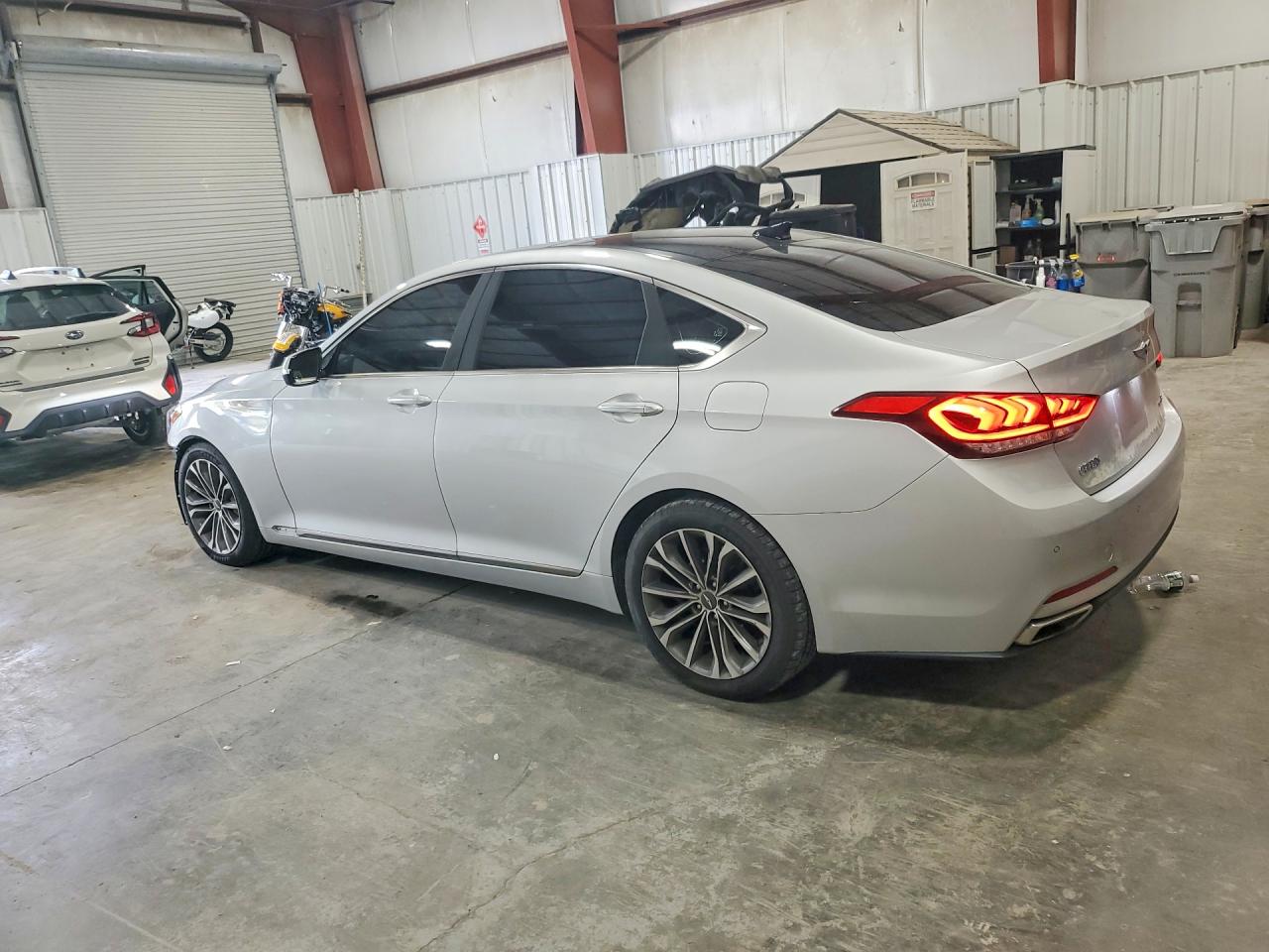 2016 HYUNDAI GENESIS