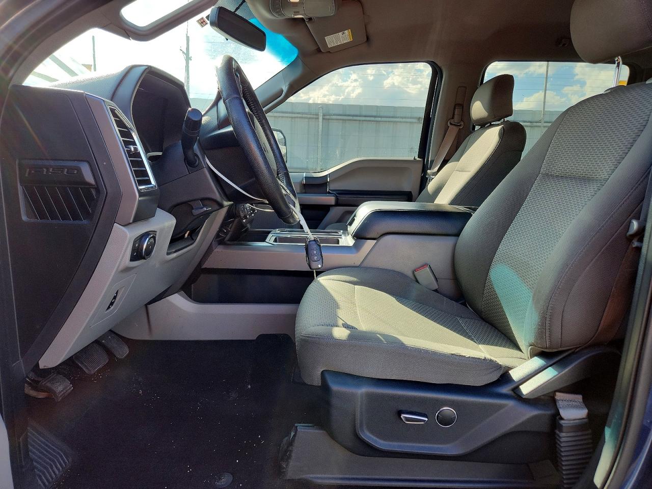 2016 FORD F150